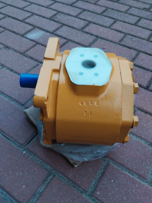Pompa hydrauliczna SHANTUI SD16 spycharka spychacz